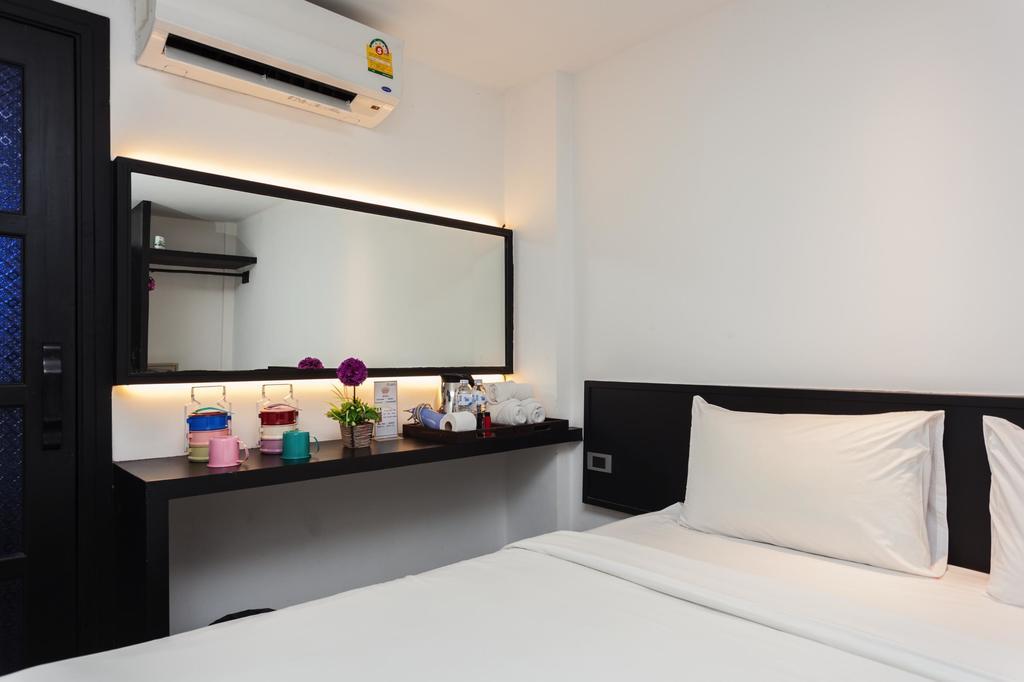 Islanda Boutique Hotel Patong Buitenkant foto