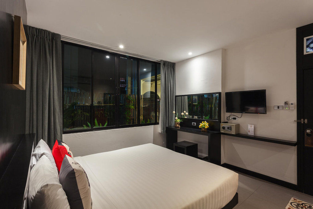 Islanda Boutique Hotel Patong Buitenkant foto