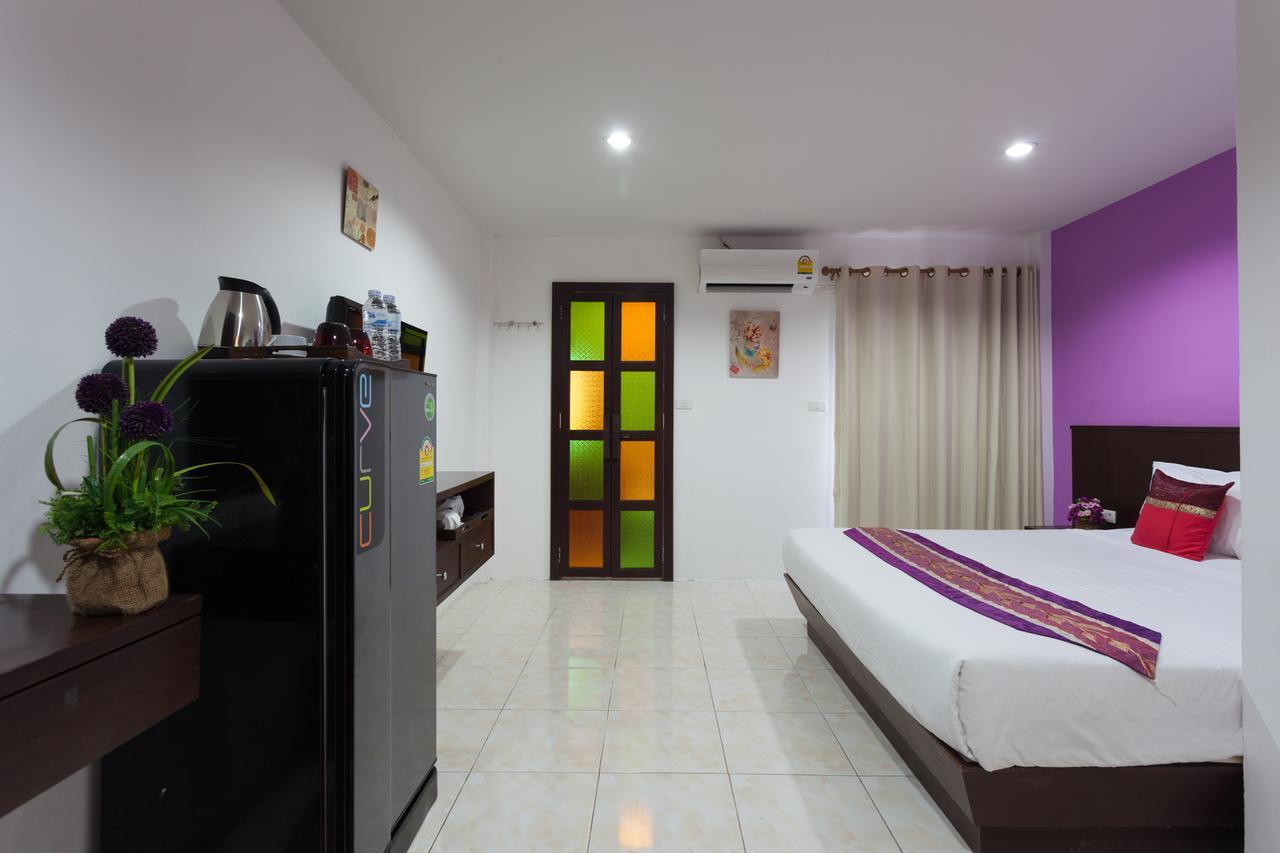Islanda Boutique Hotel Patong Buitenkant foto