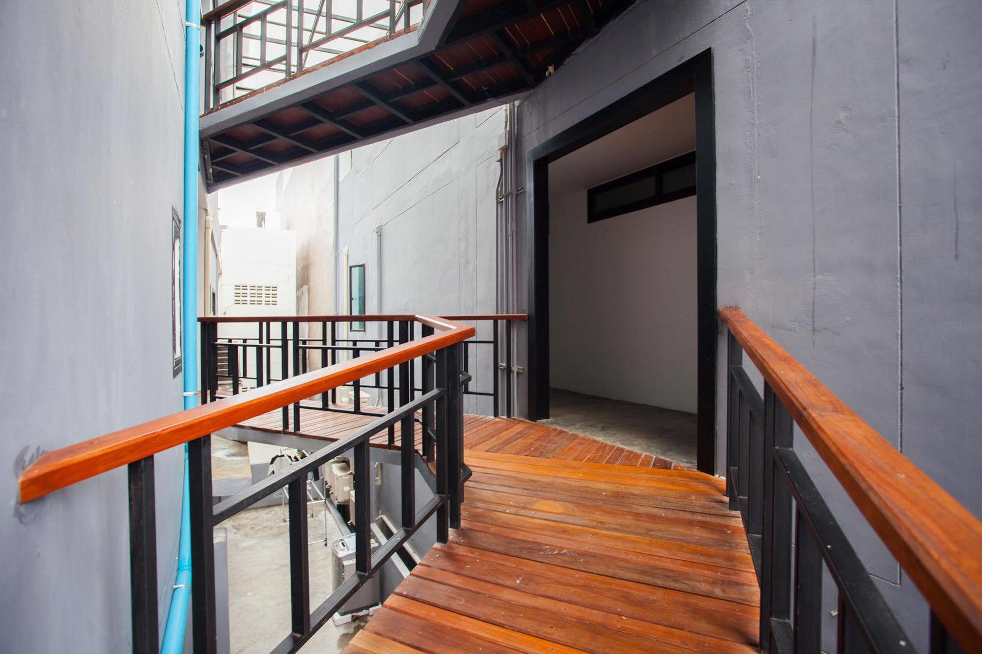 Islanda Boutique Hotel Patong Buitenkant foto